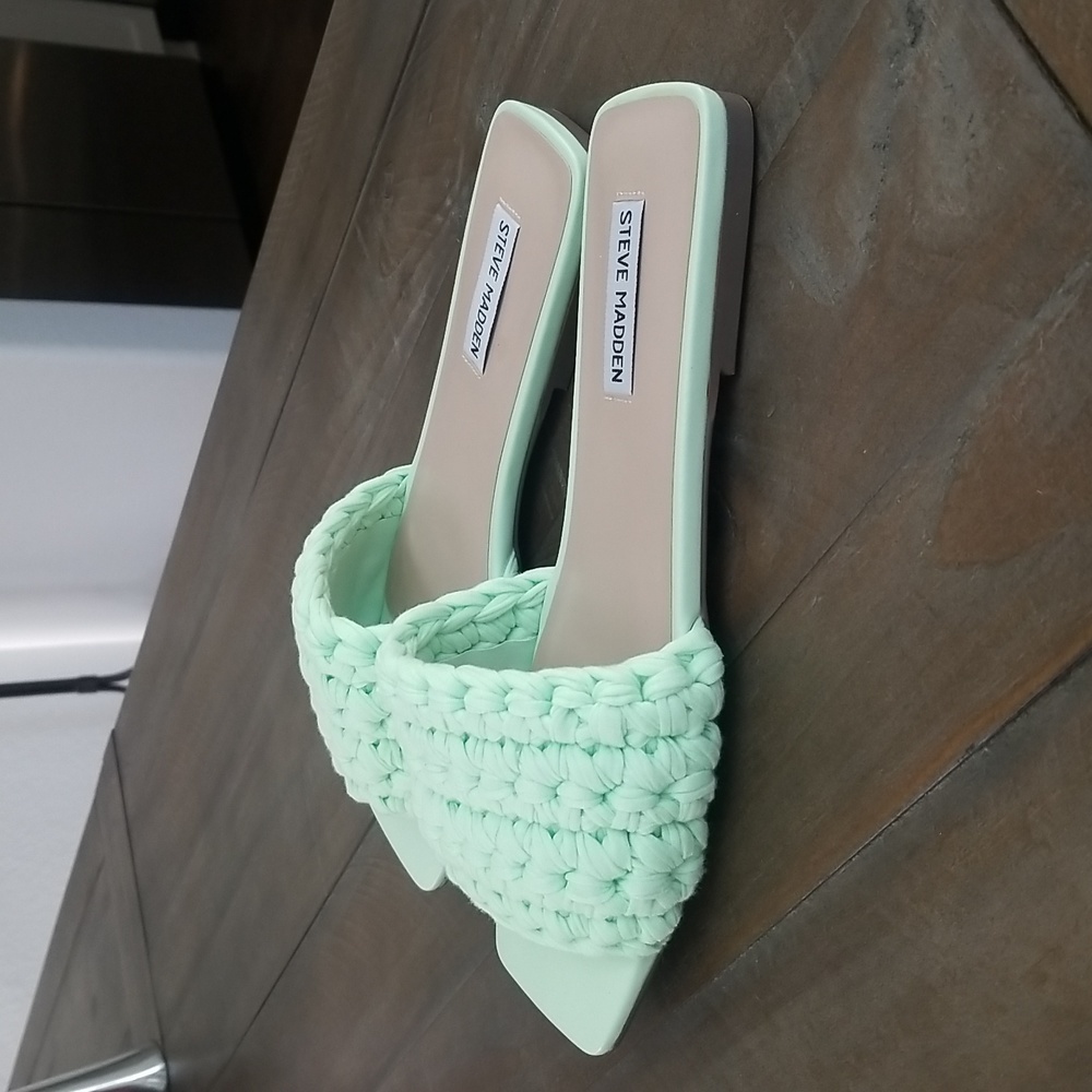 Steve Madden Slides - Picture 5 of 6